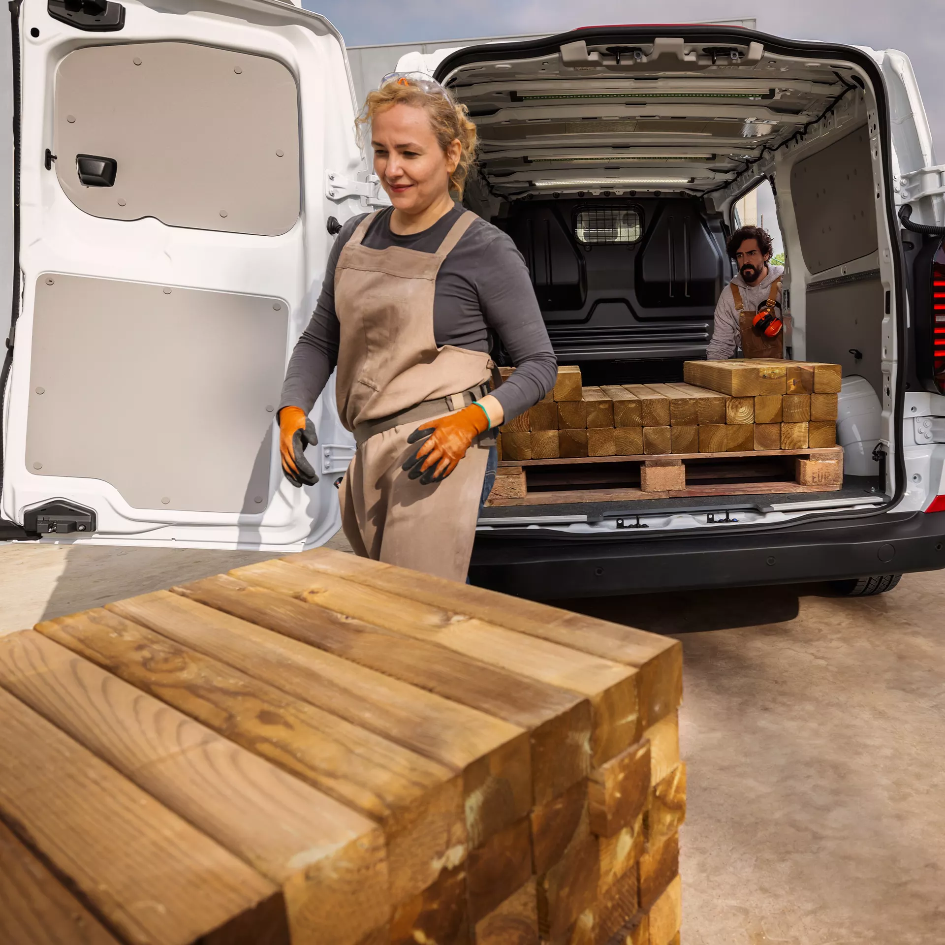 VW Transporter Kastenwagen Innenraum