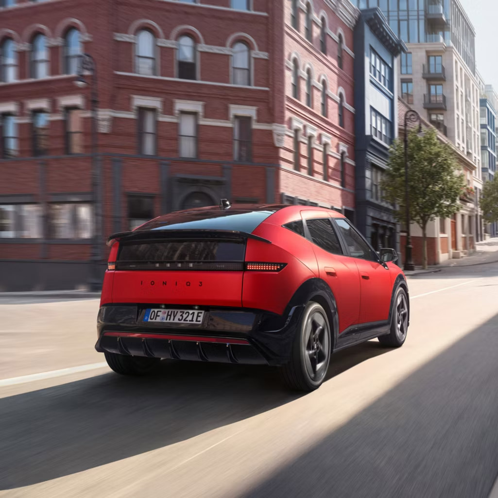 Heckansicht des Hyundai IONIQ 3