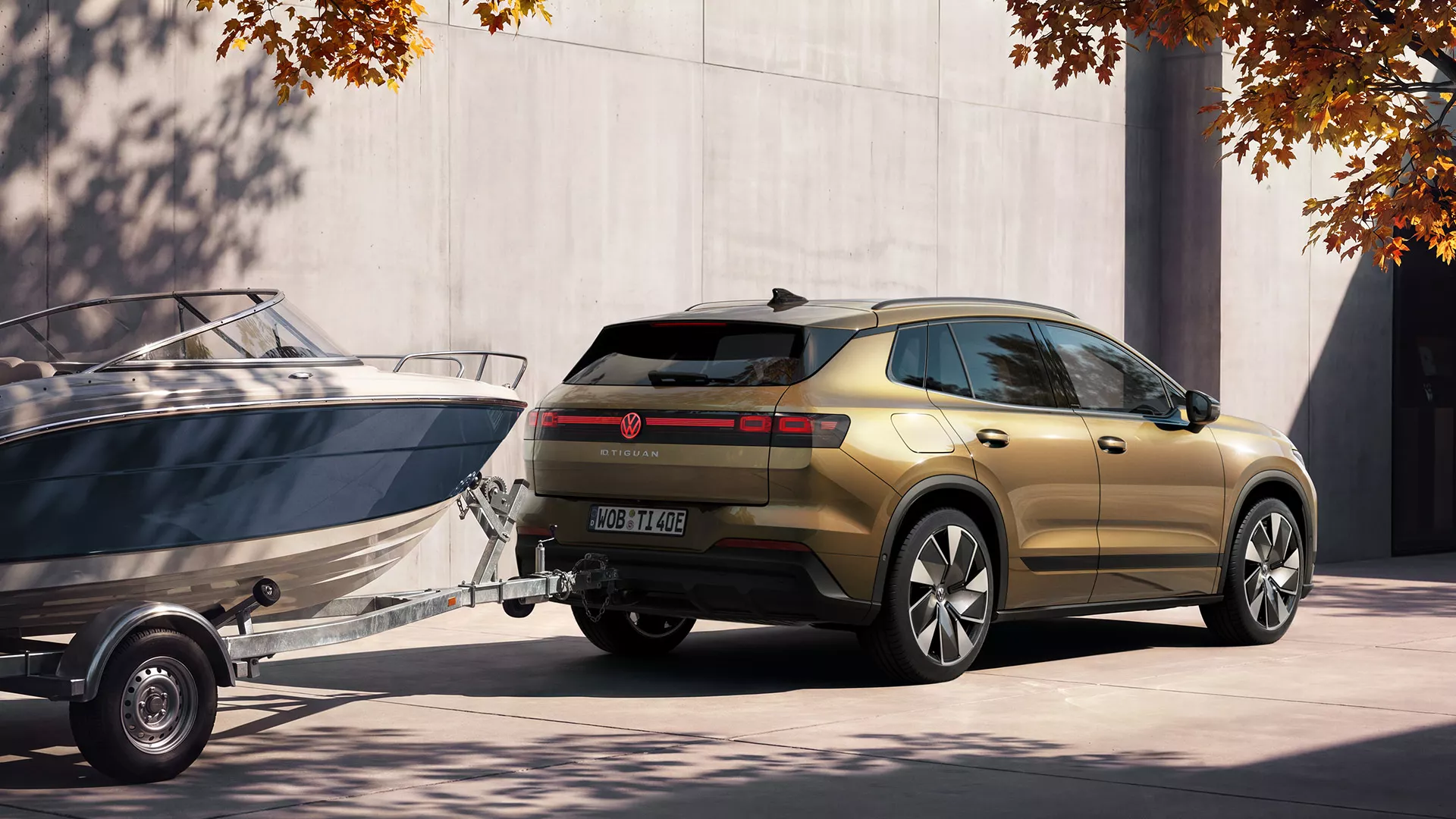 Volkswagen ID. Tiguan mit Bootsanhänger